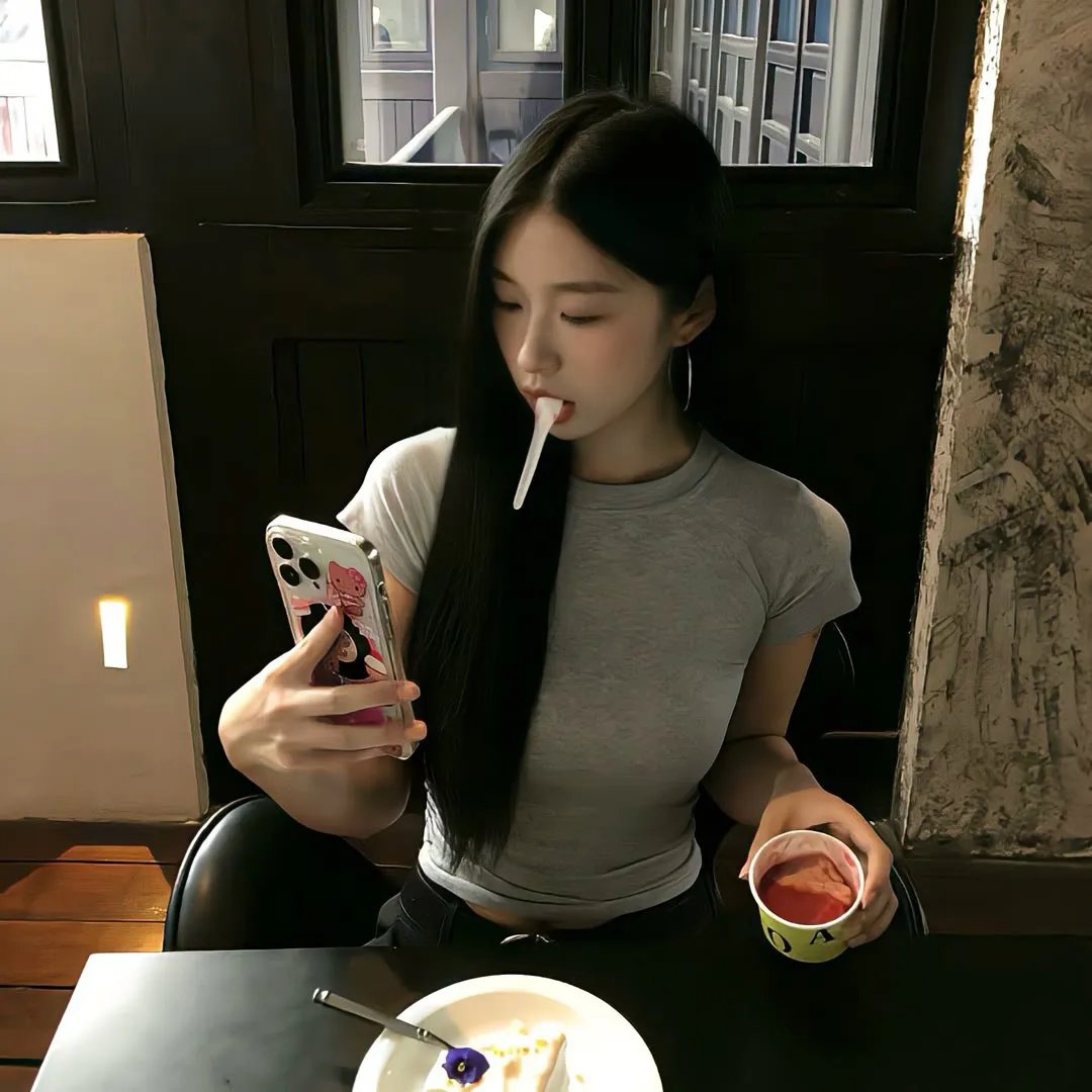神圣性女